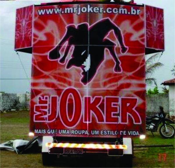 TELA EM LONA PERFURADA M²
