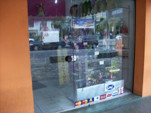 VITRINES